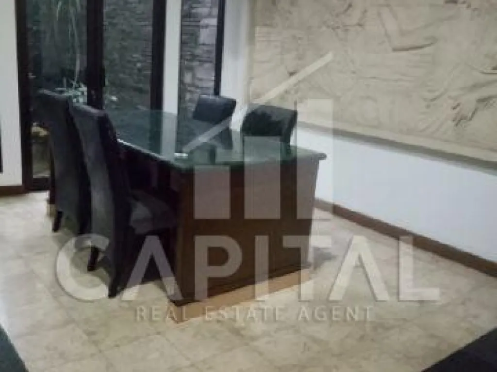 Disewakan Rumah 2 lantai di Cikutra | iklanova.com