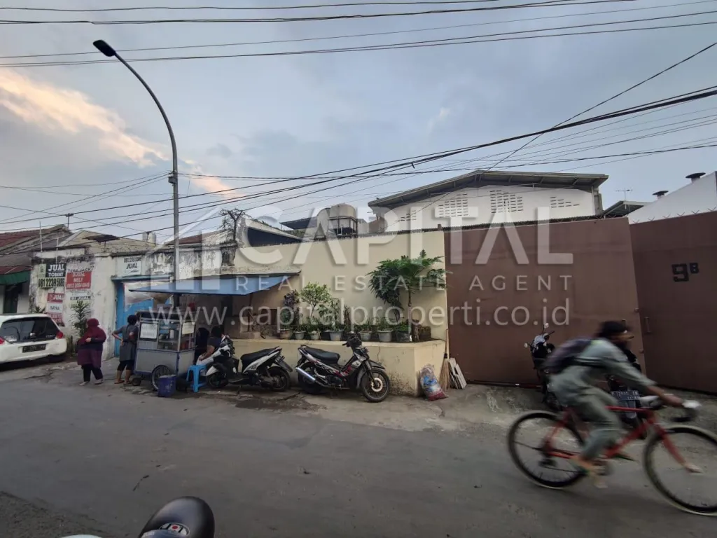 Jual bangunan gudang konstruksi baja di lokasi strategis kawasan industri pusat kota | iklanova.com