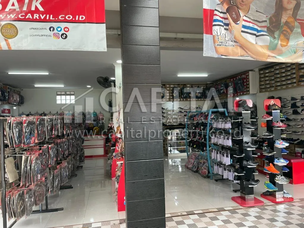 Jual cepat ruang usaha 2 lantai di Jalan Kolonel Rahmat Purwakarta | iklanova.com