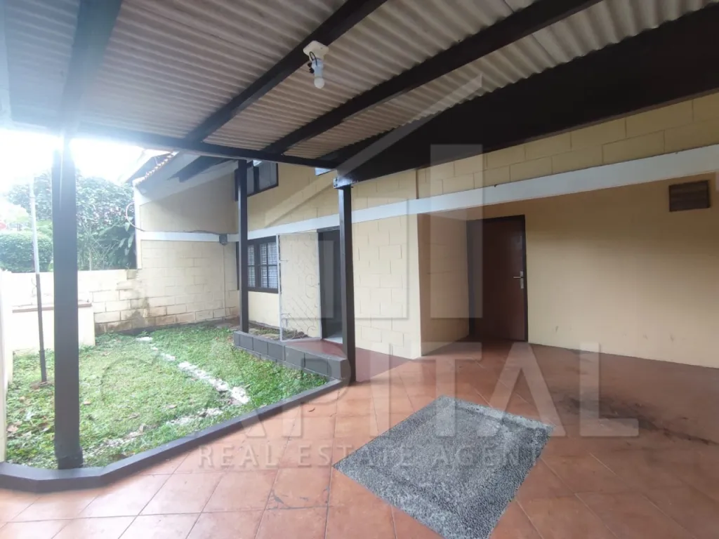 Jual cepat rumah asri di Cigadung Bandung | iklanova.com