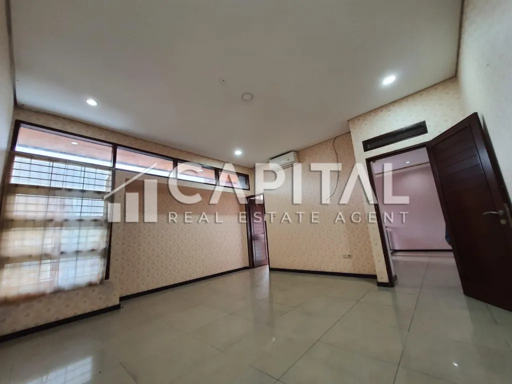 Jual cepat rumah modern 2 lantai di Batununggal Bandung | iklanova.com