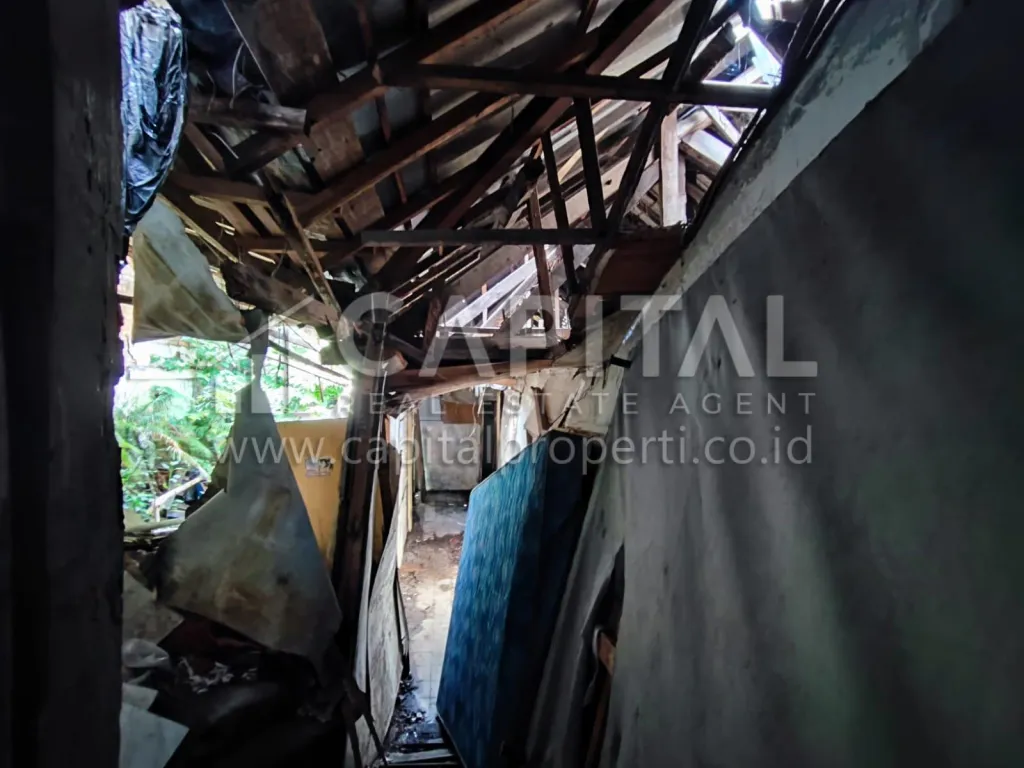 Jual cepat rumah tua di mainroad Asia Afrika Bandung | iklanova.com