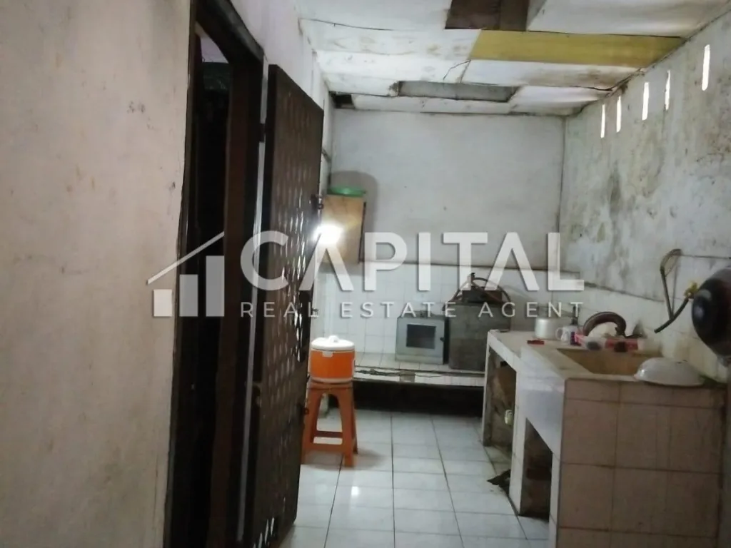 Jual cepat ! Rumah usaha di Astanaanyar | iklanova.com