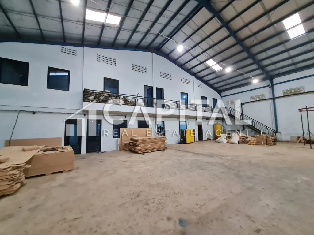 Jual gudang luas di Solo (Jaten-Karanganyar) | iklanova.com