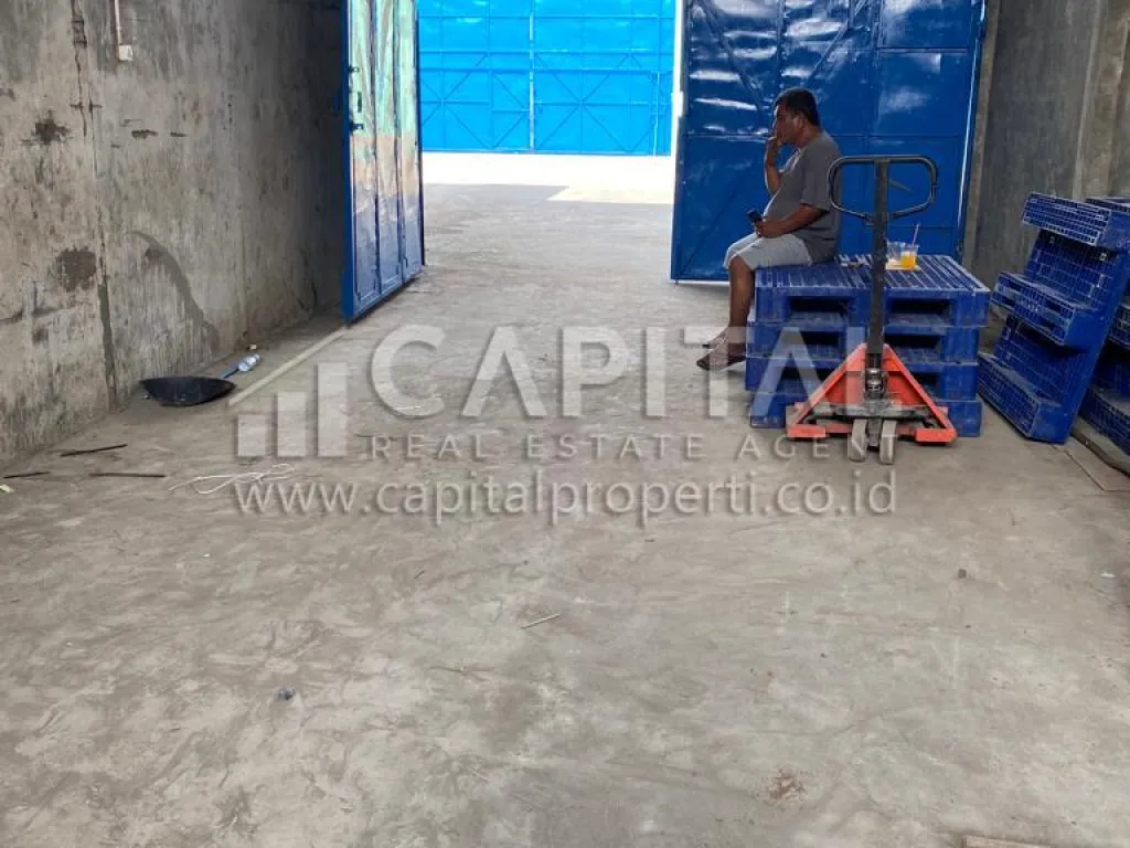 Jual gudang siap pakai di Ciperna Cirebon | iklanova.com