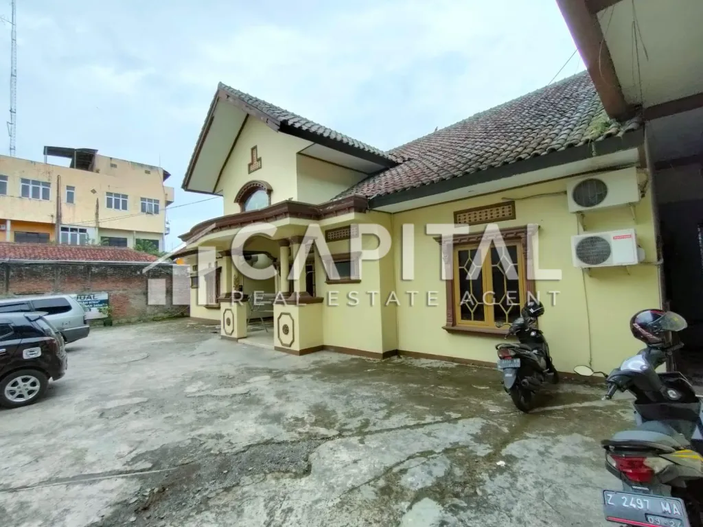 Jual hotel aktif 2 lantai dekat sekolah dan rumah sakit bersalin di Tasikmalaya | iklanova.com