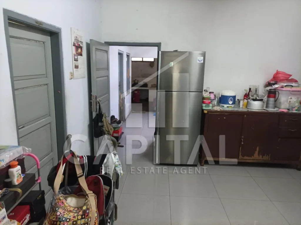 Jual ruko 1.5 lantai di mainroad Otista Bandung | iklanova.com