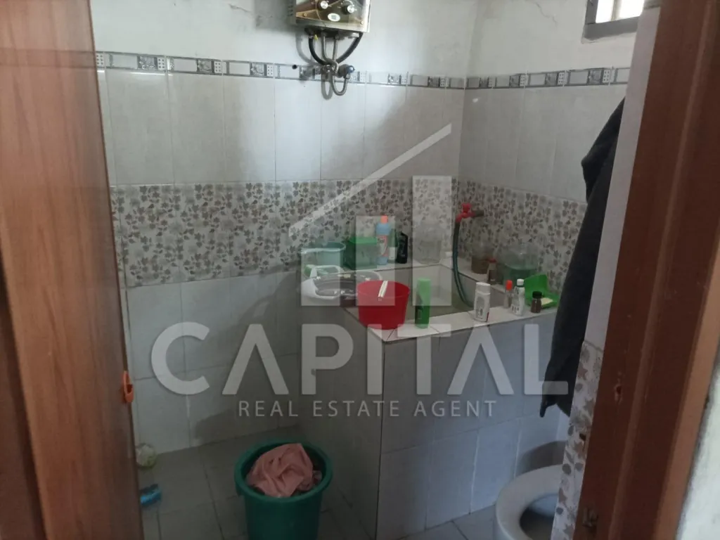 Jual ruko 1.5 lantai di mainroad Otista Bandung | iklanova.com