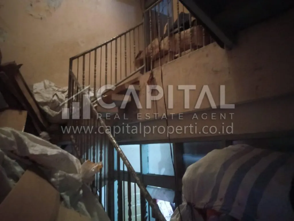 Jual ruko 3 lantai di Cibadak Bandung | iklanova.com