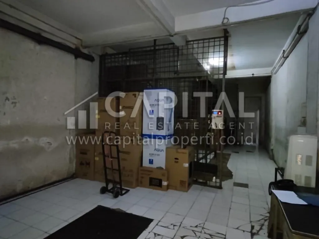 Jual ruko 3.5 lantai strategis di Sudirman Raya bandung | iklanova.com