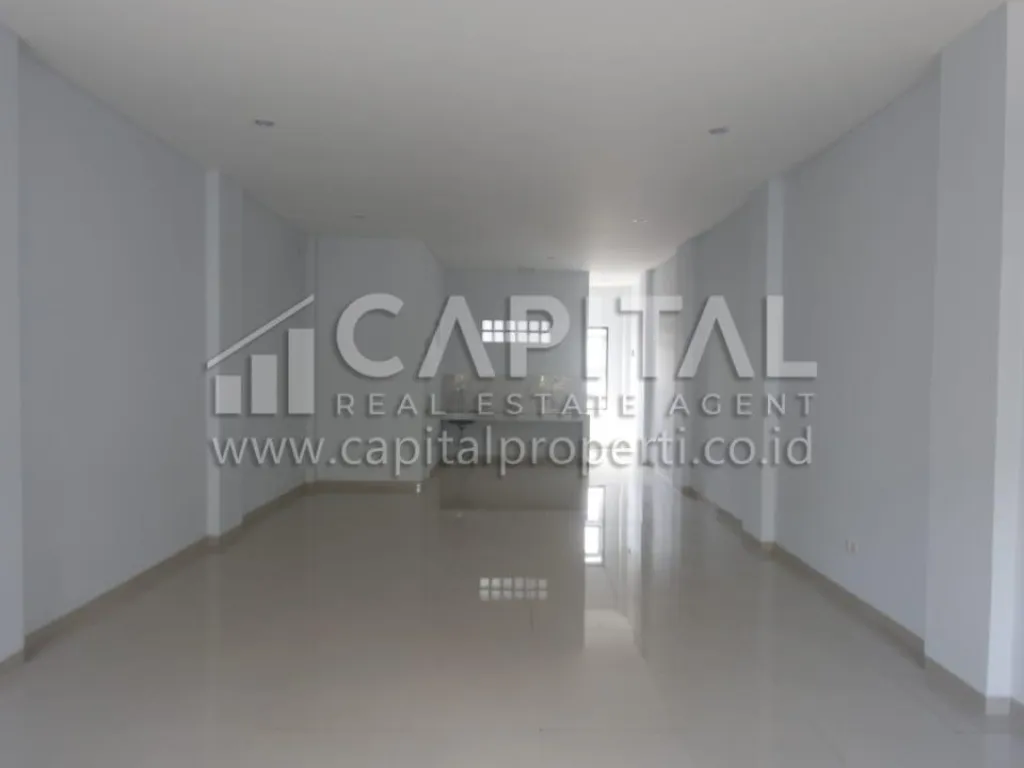 Jual ruko baru 3 lantai di Jalan Pasirluyu sayap BKR Kota Bandung | iklanova.com