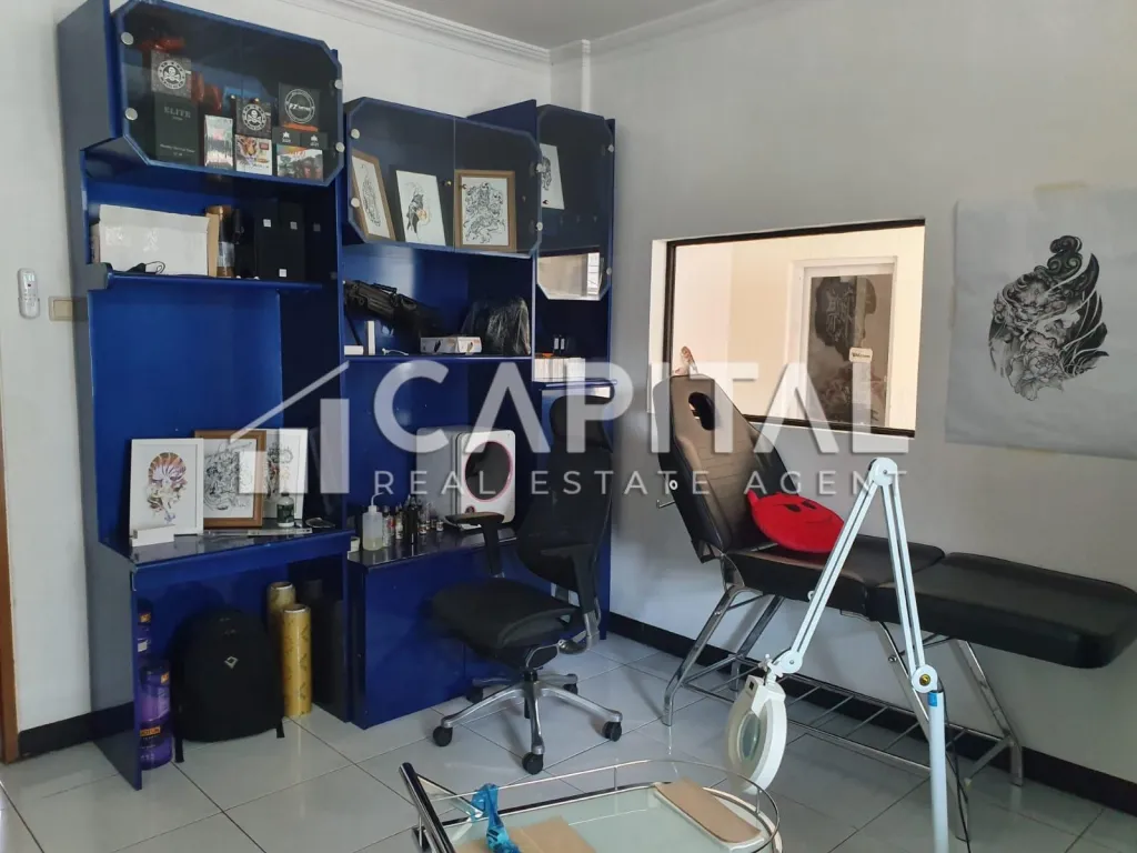 Jual rumah 2 lantai daerah Kembar Mas | iklanova.com