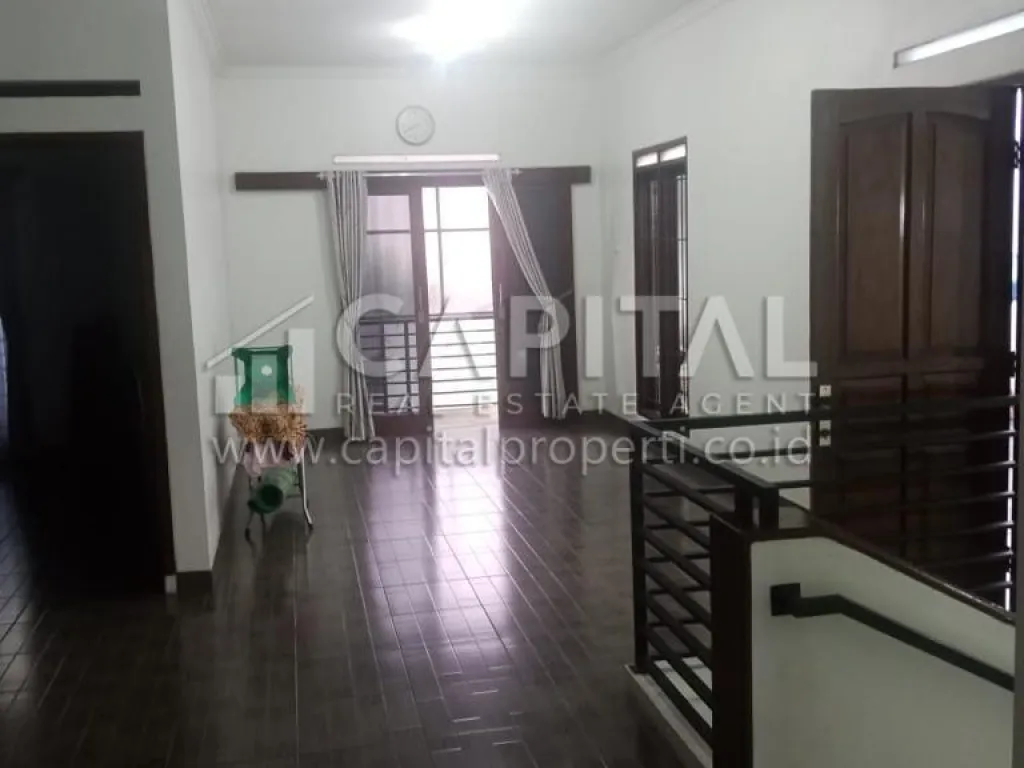 Jual rumah 2 lantai di Area Bandung Utara | iklanova.com