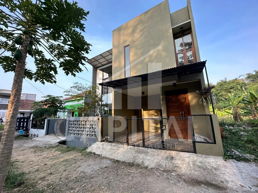 Jual rumah 2 lantai di Cigadung Wetan Bandung | iklanova.com