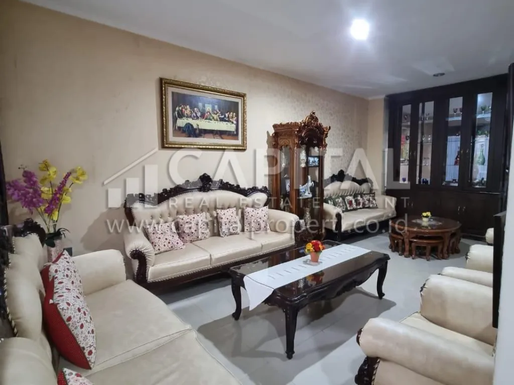 Jual rumah 2 lantai di Komplek Surapati Core Bandung Kota | iklanova.com