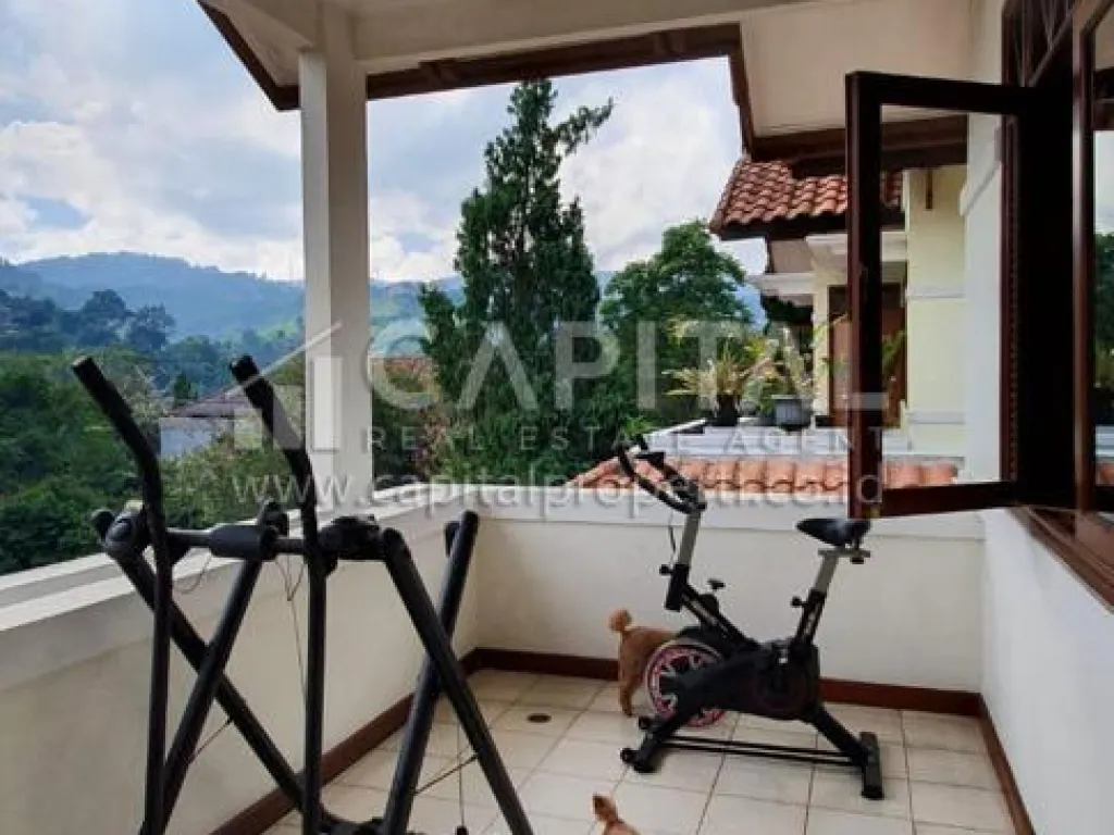 Jual rumah 2 lantai di Resort Dago Pakar Bandung | iklanova.com