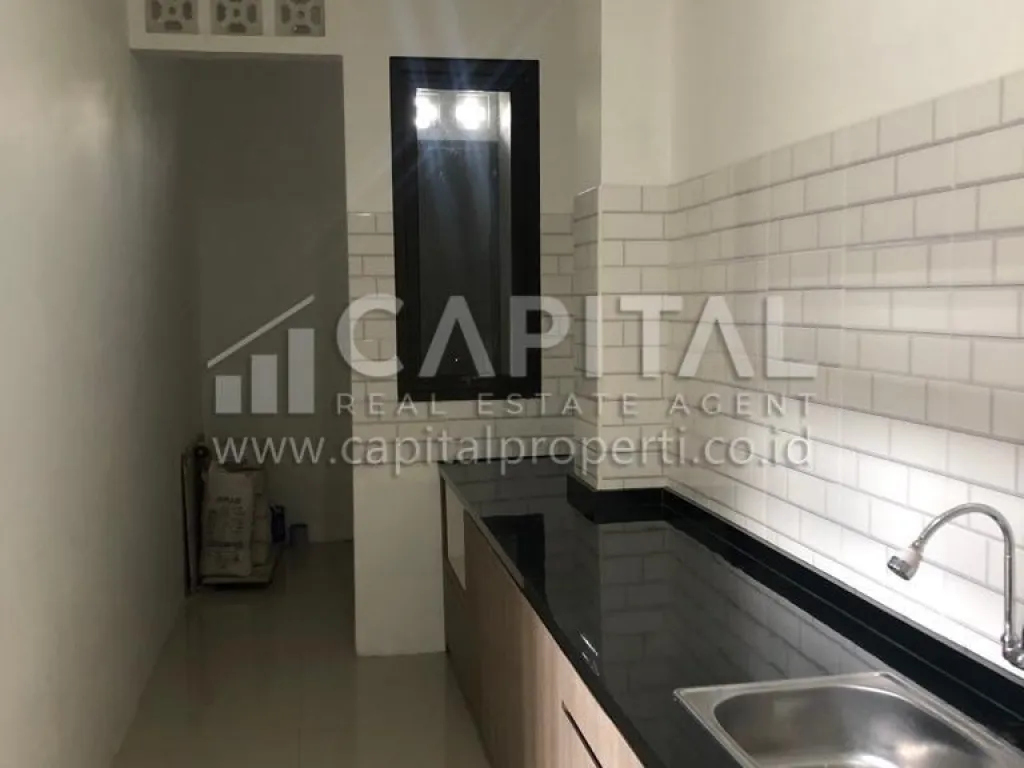 Jual rumah 2 lantai di Setiabudi Regency Bandung | iklanova.com