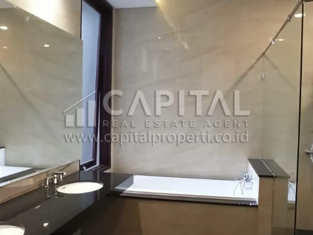 Jual rumah 2 lantai di Setraduta Bandung Kota | iklanova.com