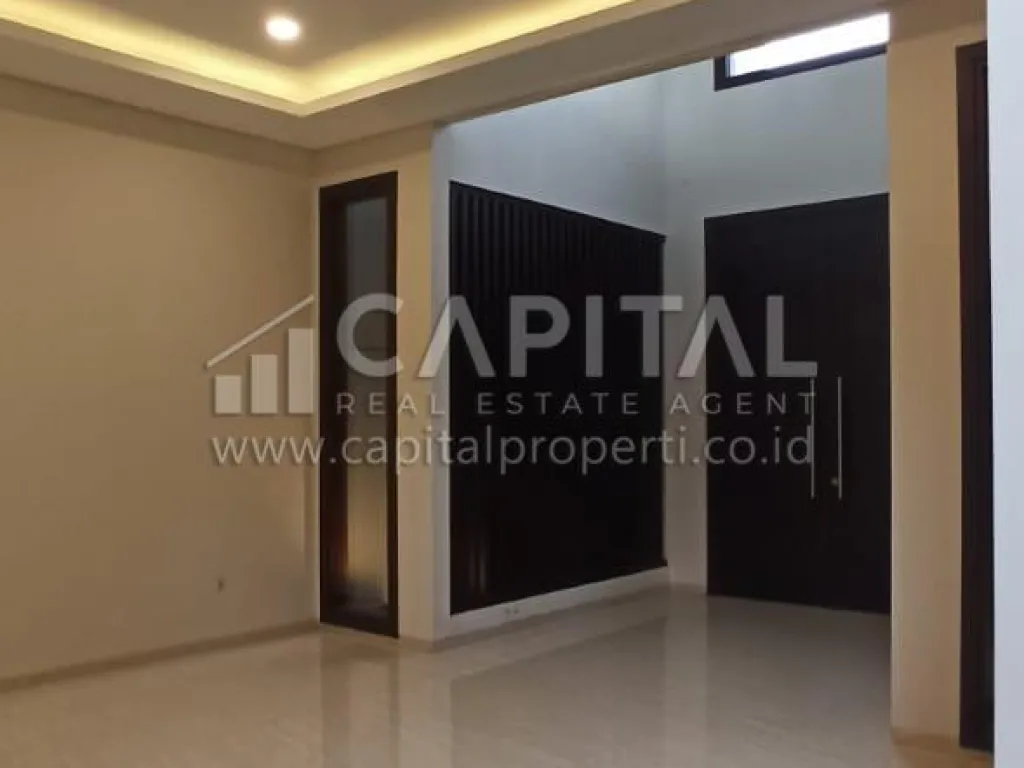Jual rumah 2 lantai di Setraduta Bandung Kota | iklanova.com