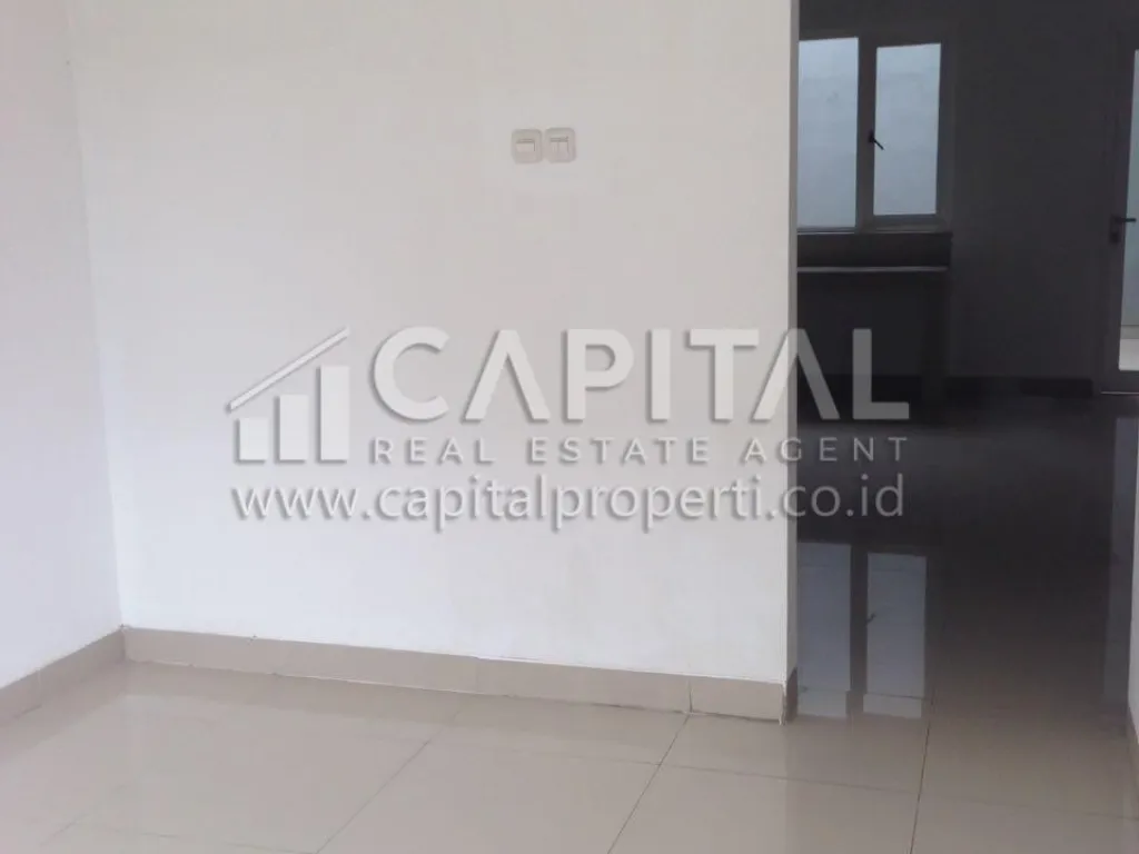 Jual rumah 2 lantai di Terusan Sutami Bandung | iklanova.com