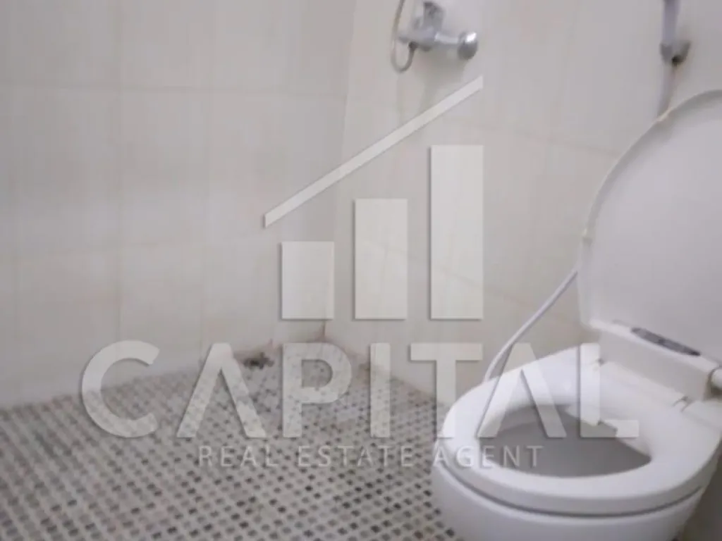 Jual rumah 2 lantai Sarijadi Bandung | iklanova.com