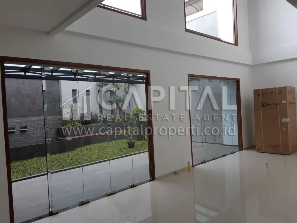 Jual rumah 2 lantai siap huni di Taman Sakura Pasirkoja Bandung Kota | iklanova.com