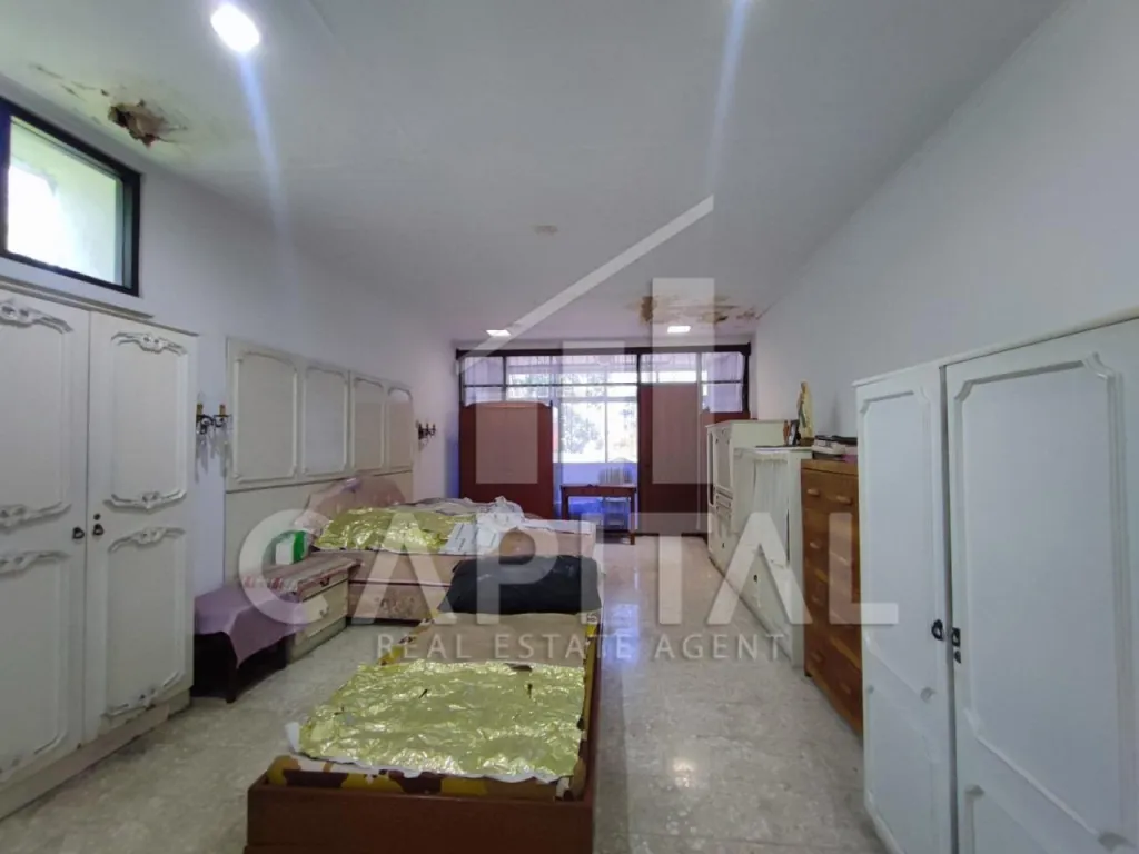 Jual rumah 2.5 lantai di Gandapura sayap Riau Bandung | iklanova.com