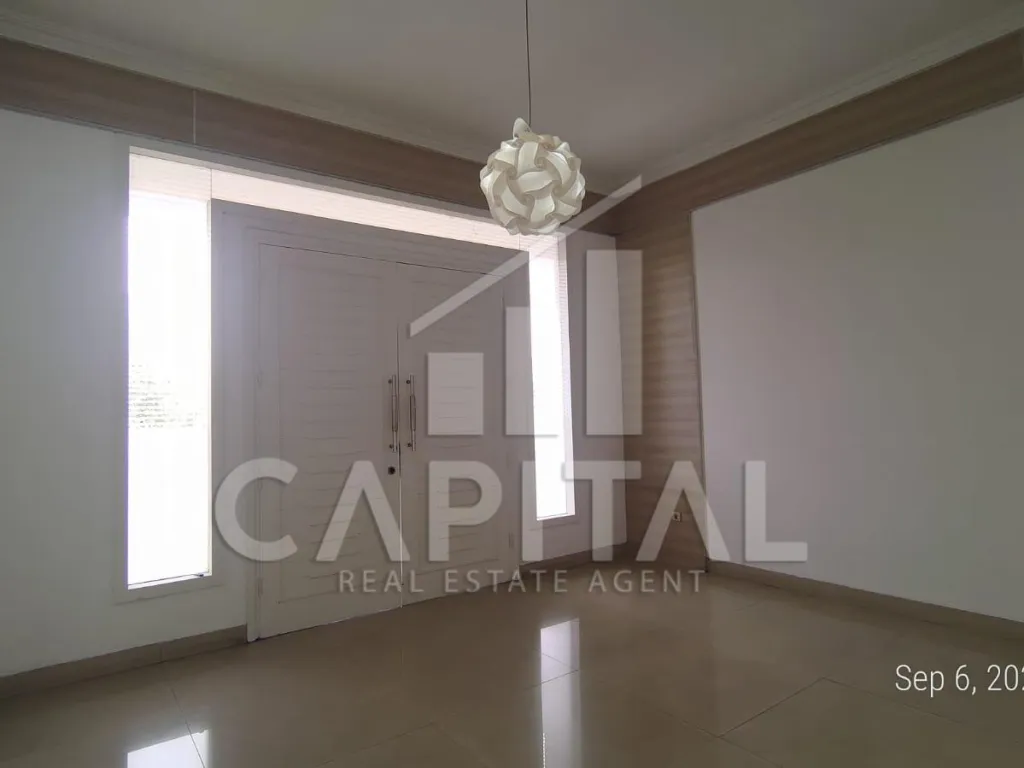 Jual rumah 3 lantai di Komplek Batununggal Indah Bandung | iklanova.com