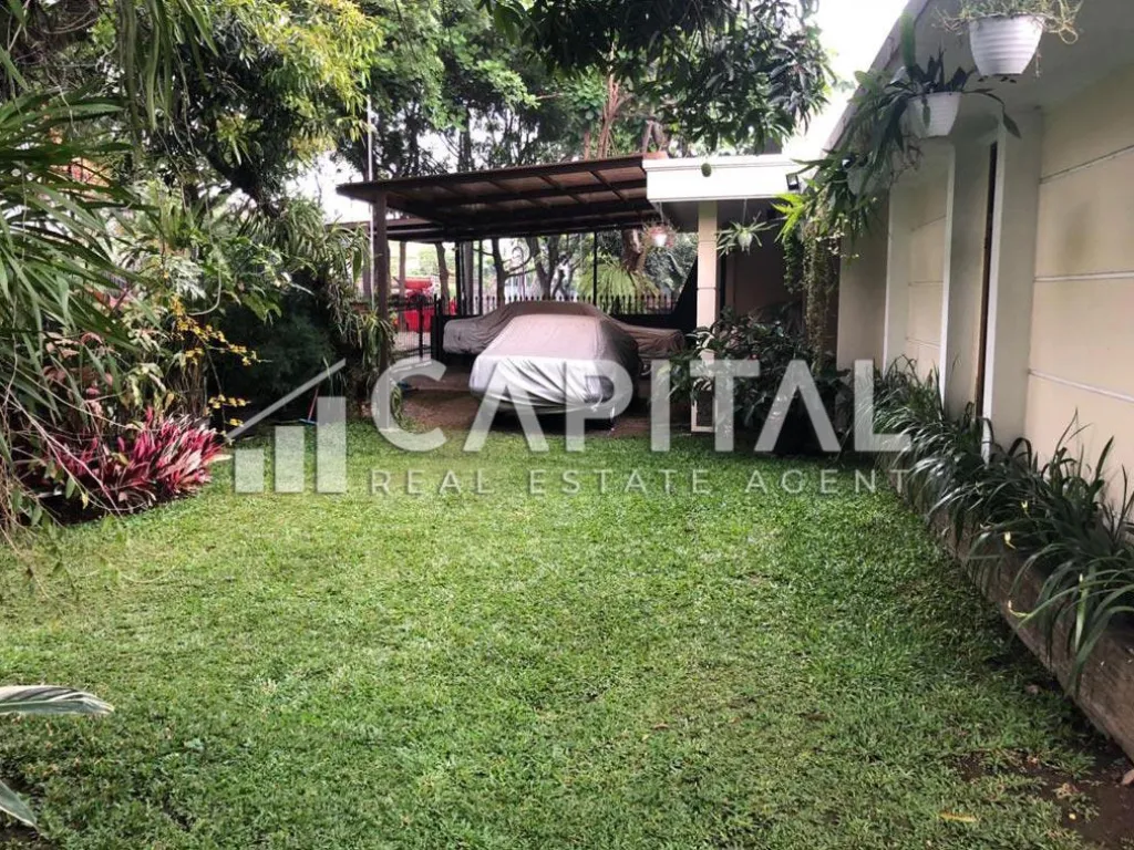 Jual rumah asri dan nyaman di Komplek Sukaluyu, sayap Suci, Bandung | iklanova.com