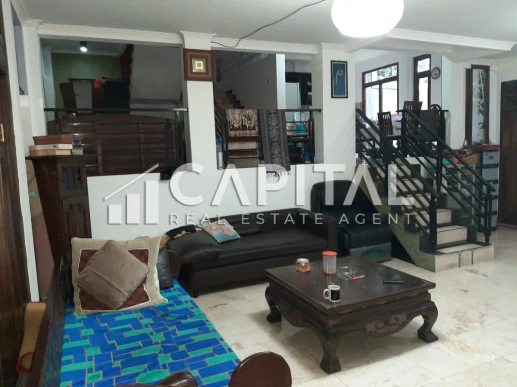 Jual rumah asri dan siap huni di Pondok Hijau | iklanova.com