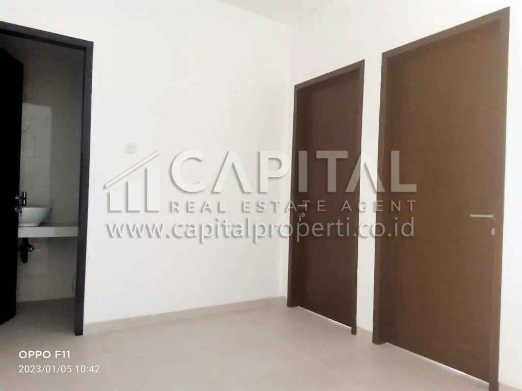 Jual rumah baru 2 lantai di mainroad Ciwaruga Bandung | iklanova.com