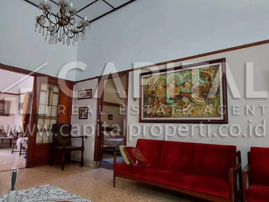 Jual rumah Belanda Heritage Type C di sayap Cipaganti Bandung Kota | iklanova.com