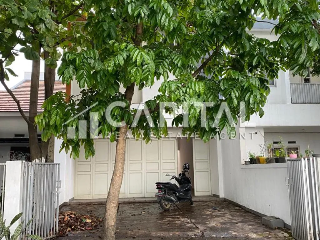 Jual rumah bentuk ruko di Pasir Impun Bandung | iklanova.com