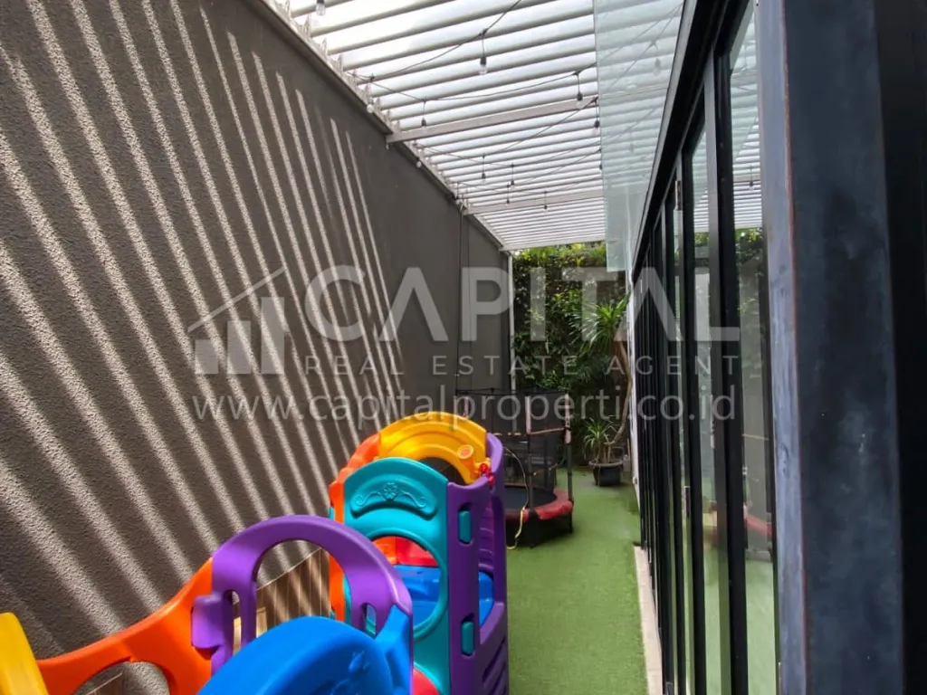 Jual rumah cantik furnished dan siap huni di Jagakarsa Jakarta Selatan | iklanova.com