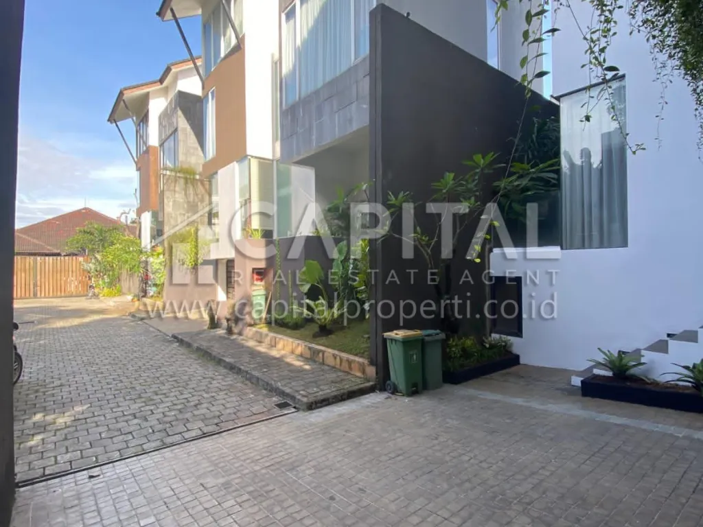 Jual rumah cantik furnished dan siap huni di Jagakarsa Jakarta Selatan | iklanova.com