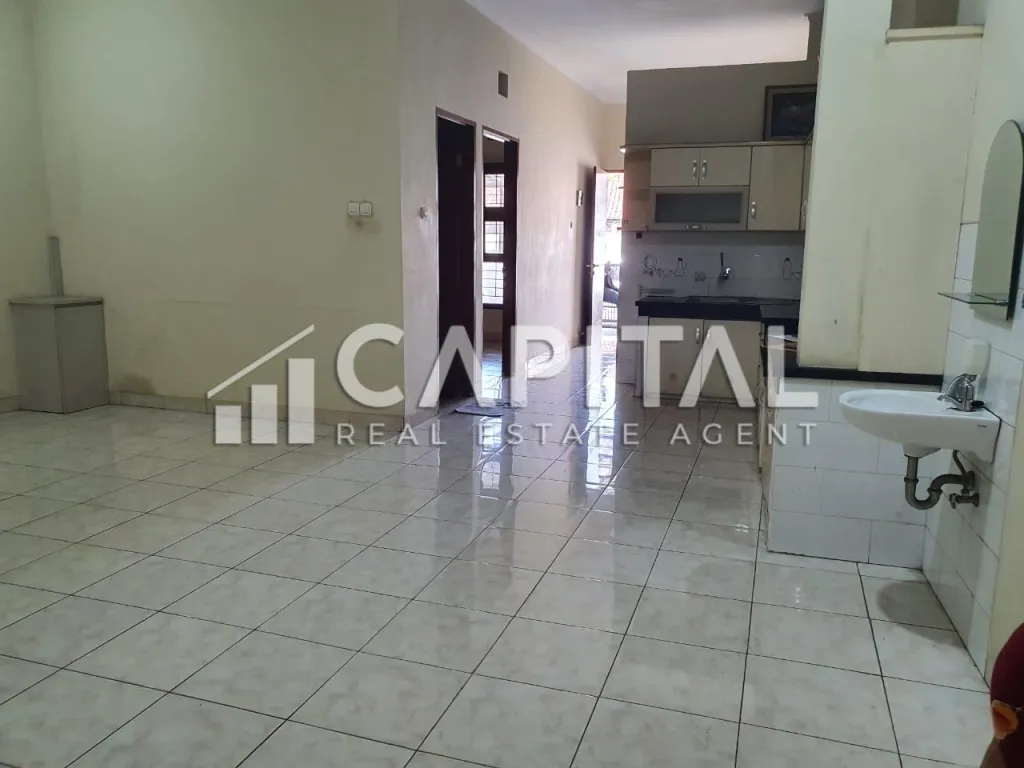 Jual rumah di komplek Kembar Timur | iklanova.com