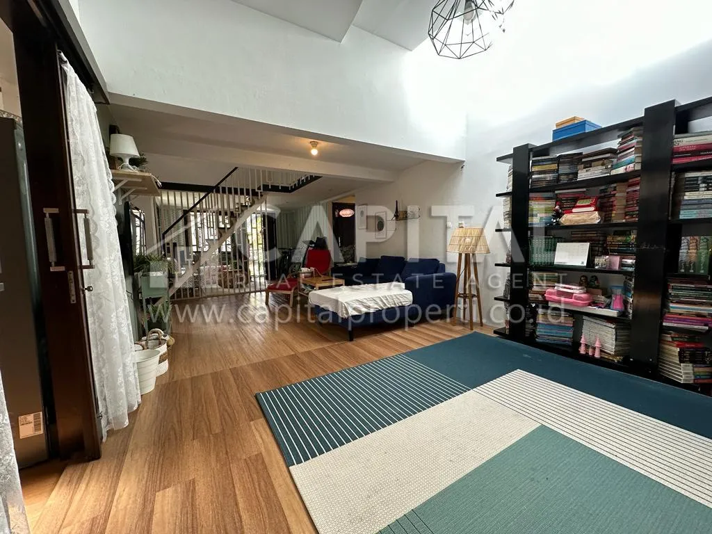 Jual rumah di Kota Baru Parahyangan Wangsakerta 1 | iklanova.com