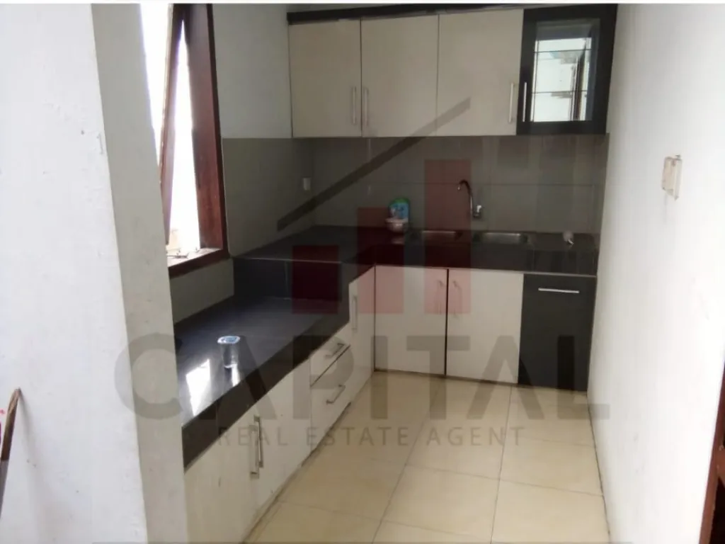 Jual rumah di Singgasana Pradana Bandung | iklanova.com