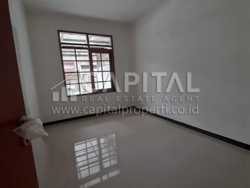 Jual rumah full renov di TKI 2 Patung Kuda Bandung | iklanova.com