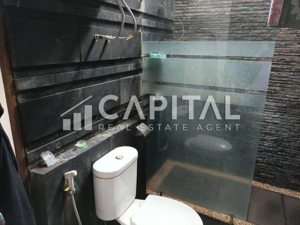 Jual rumah gaya Bali di Graha Puspa | iklanova.com