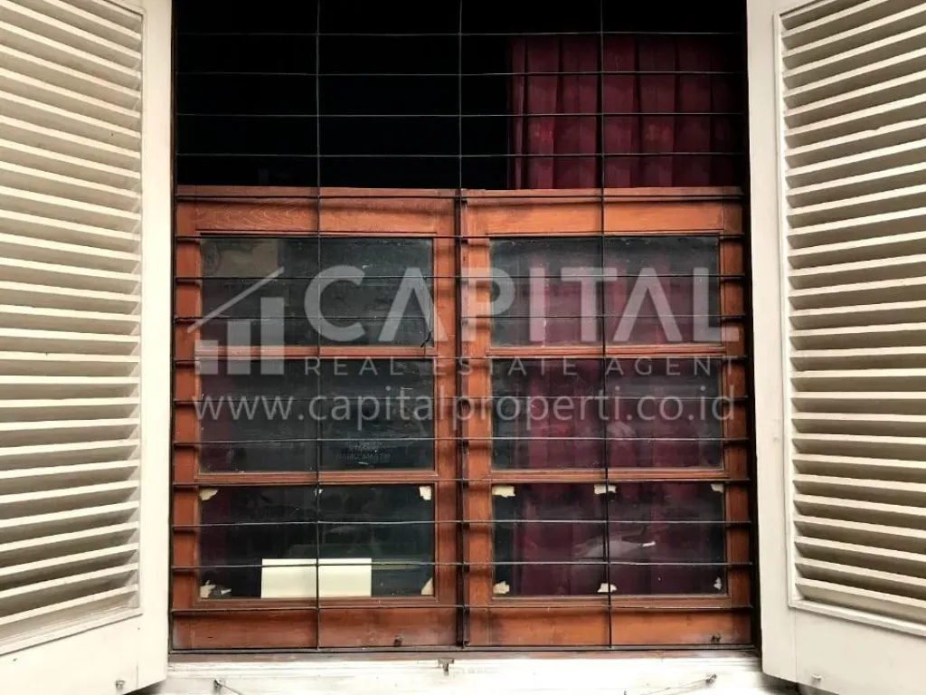 Jual rumah heritage strategis di sayap Jalan Riau Bandung Kota | iklanova.com