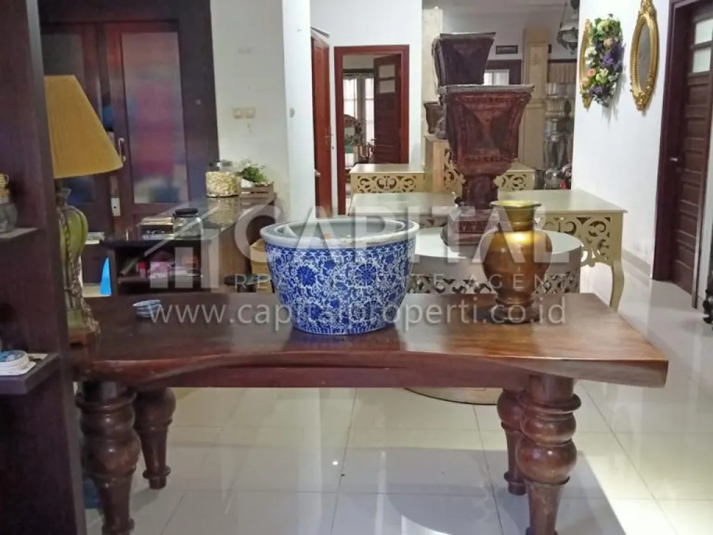 Jual rumah istimewa di area bisnis Kota Cimahi | iklanova.com