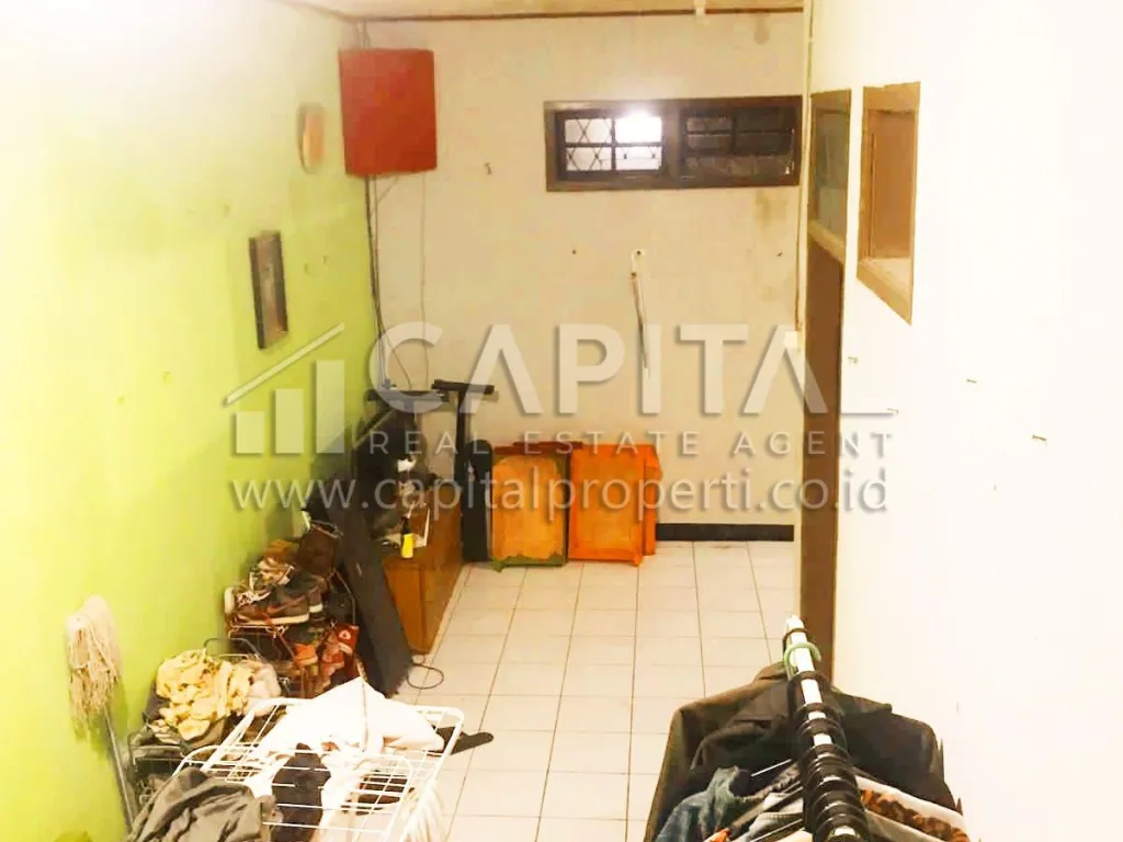 Jual rumah kost 2 lantaidekat Universitas Parahyangan Bandung | iklanova.com