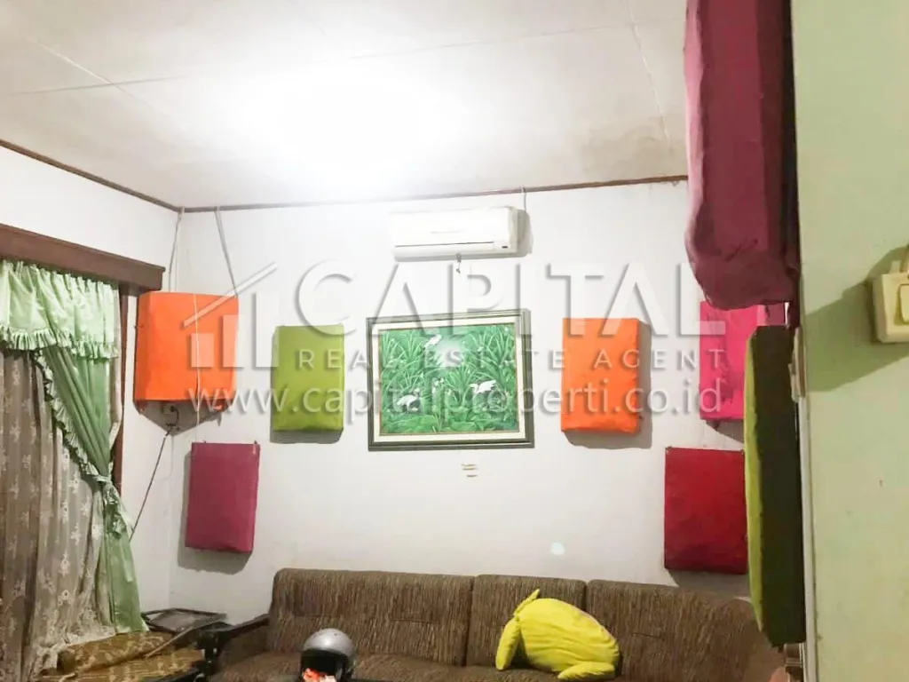 Jual rumah kost 2 lantaidekat Universitas Parahyangan Bandung | iklanova.com