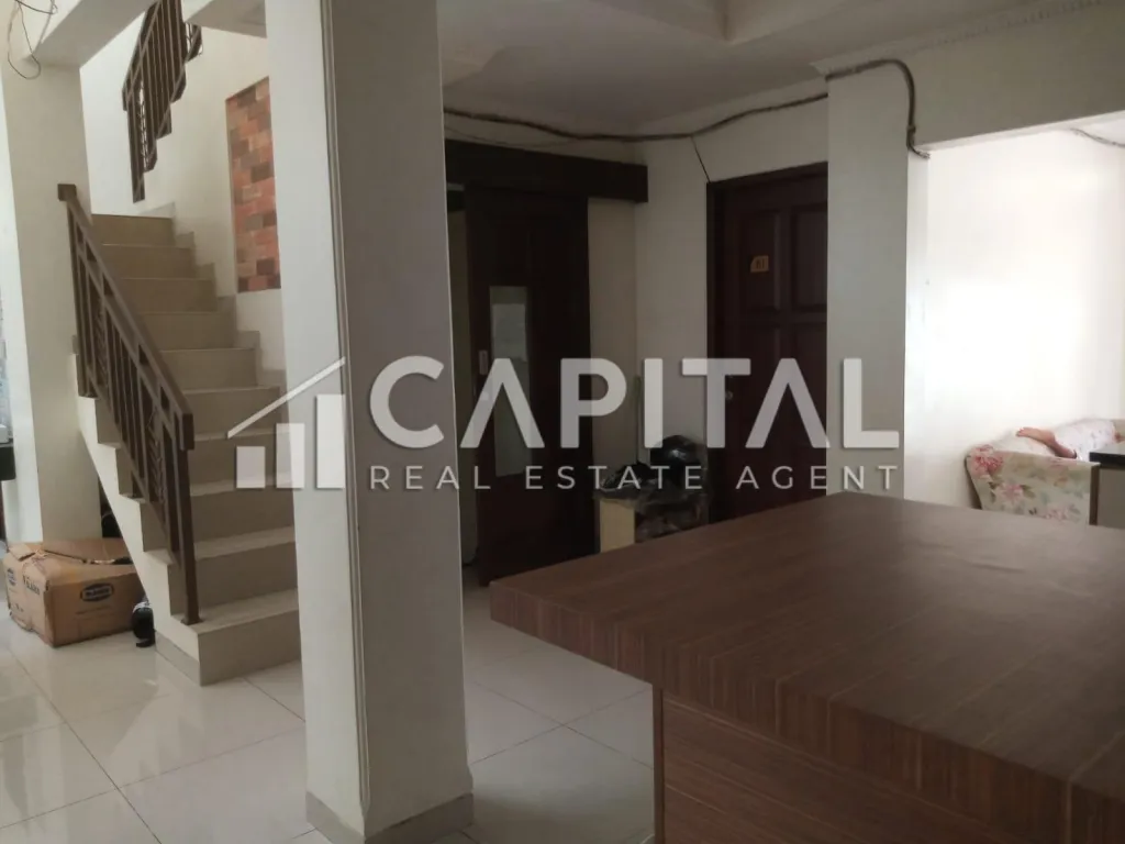 Jual rumah kost 3 lantai minimalis & terawat di sayap Dago Bandung | iklanova.com