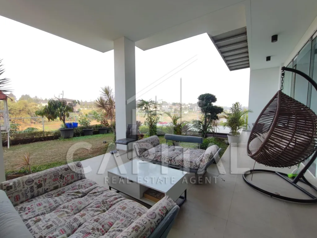 Jual rumah lux di Kota Baru Parahyangan | iklanova.com