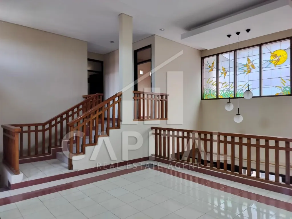 Jual rumah mewah di Gunung Batu Bandung | iklanova.com