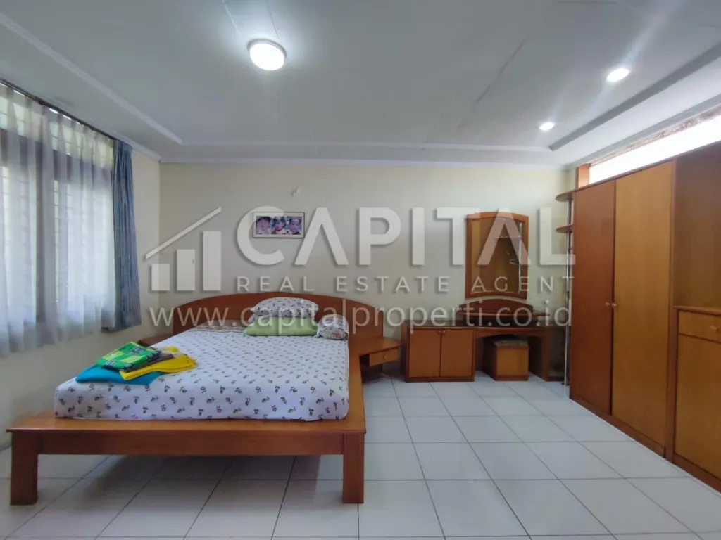Jual rumah nyaman dan terawat di Budisari Setiabudi Bandung | iklanova.com