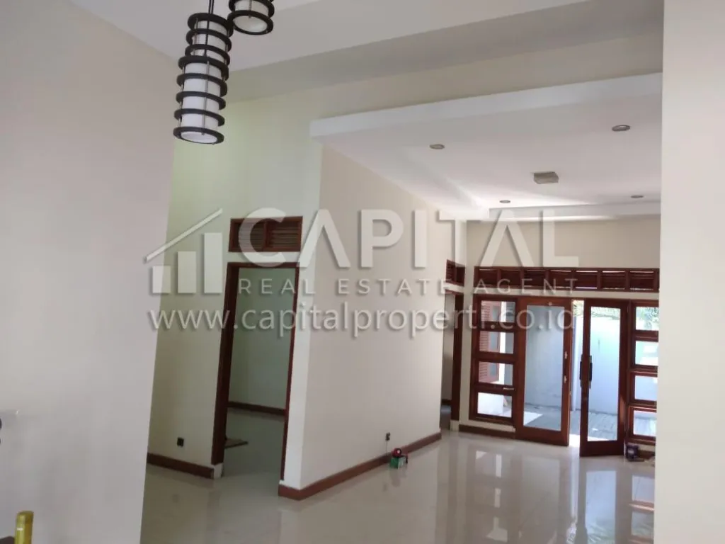Jual rumah nyaman dan terawat di sayap Ahmad Yani Bandung | iklanova.com