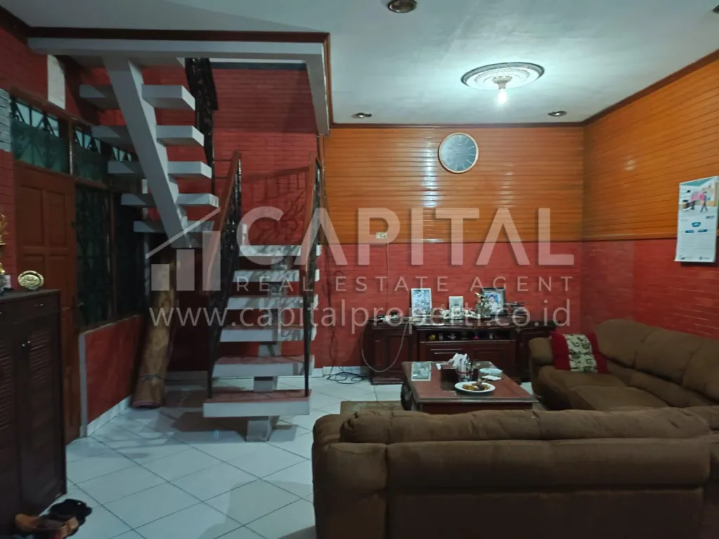 Jual rumah siap huni di Antapani Bandung Kota | iklanova.com
